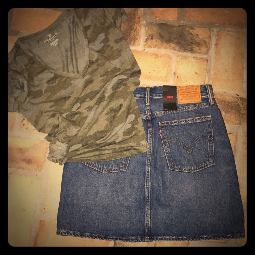 Levi’s Denim skirt